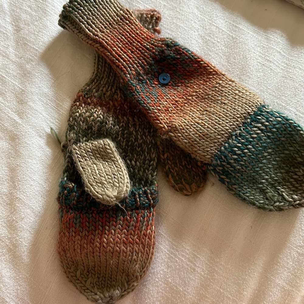 Hand knit Mittens
